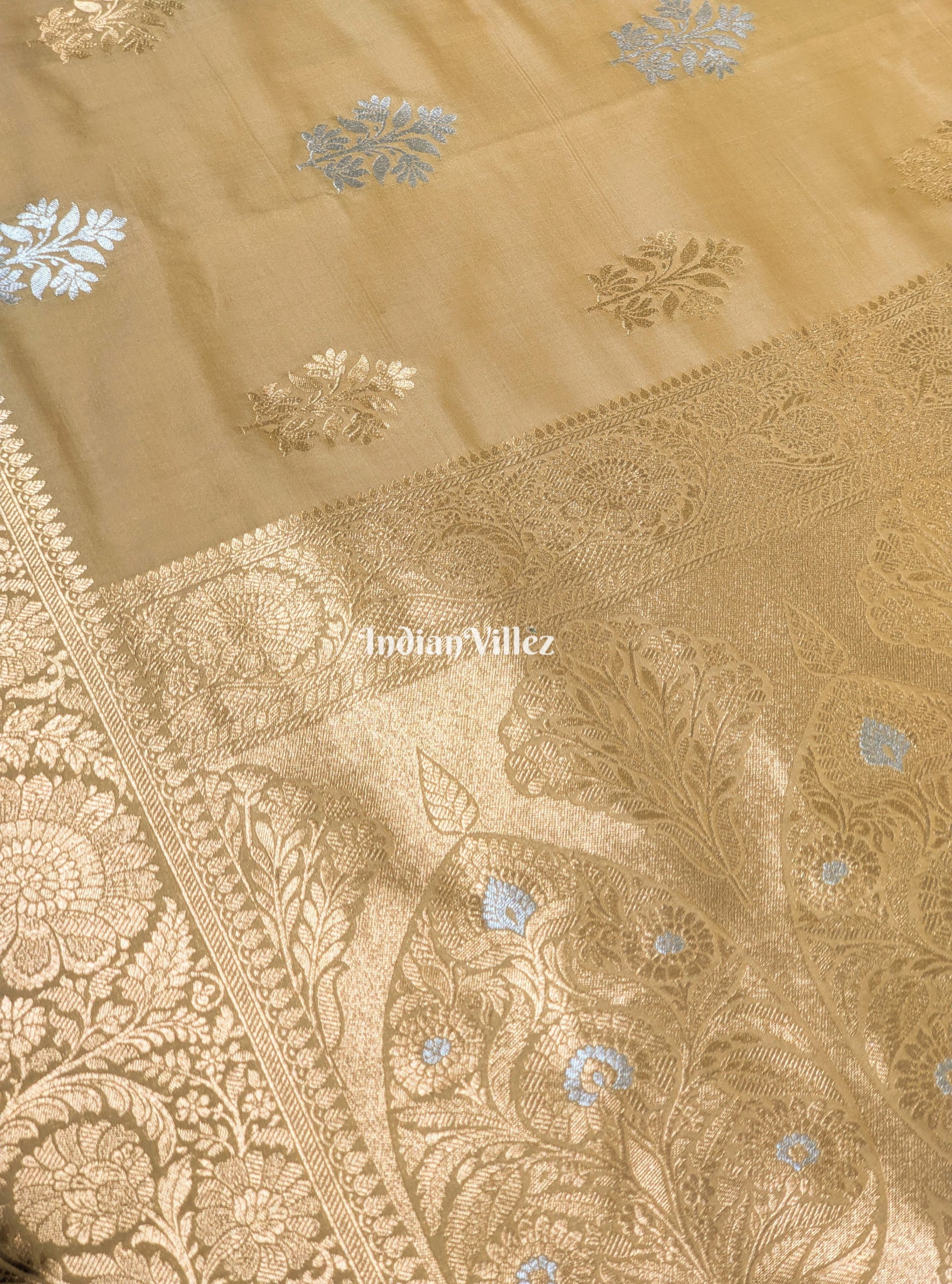 Cream Color Floral Design Pure Banarasi Katan Saree