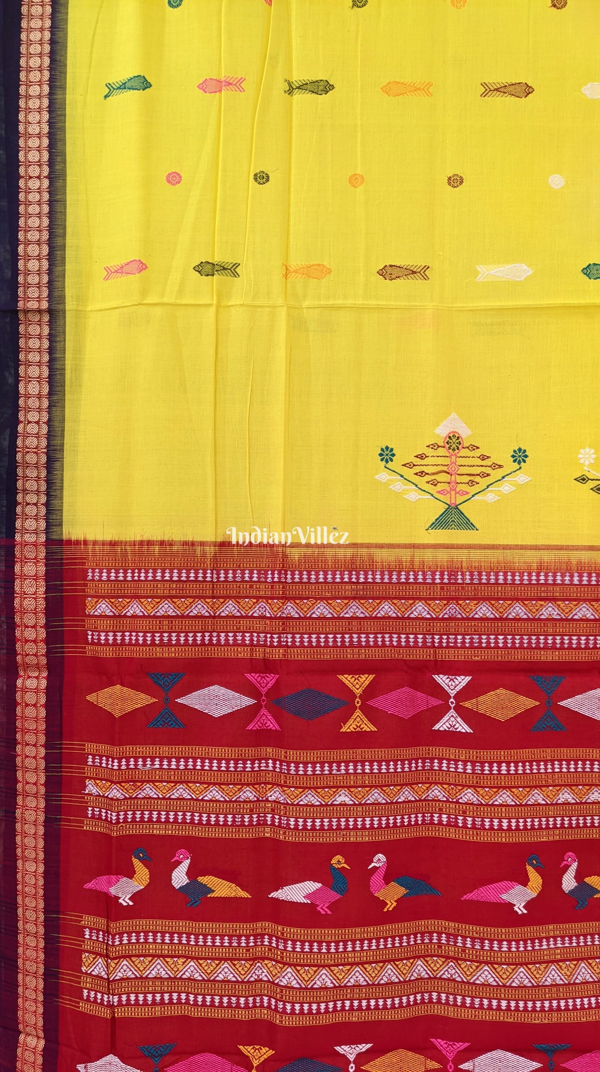 Yellow Bomkai Sambalpuri Cotton Saree With Fish & Flower Motif