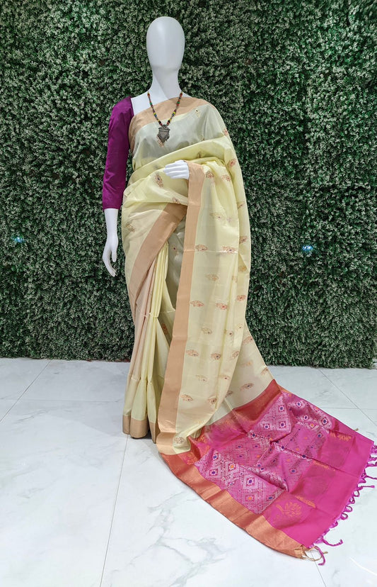 Cream With Pink Flower Motif Handwoven South Soft Silk Saree