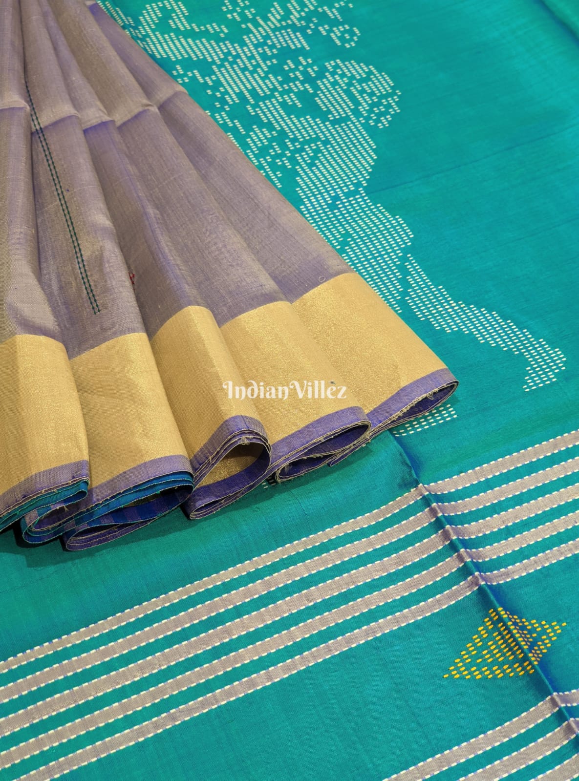 Dodger & Columbia Blue Color Handloom Soft Silk Saree