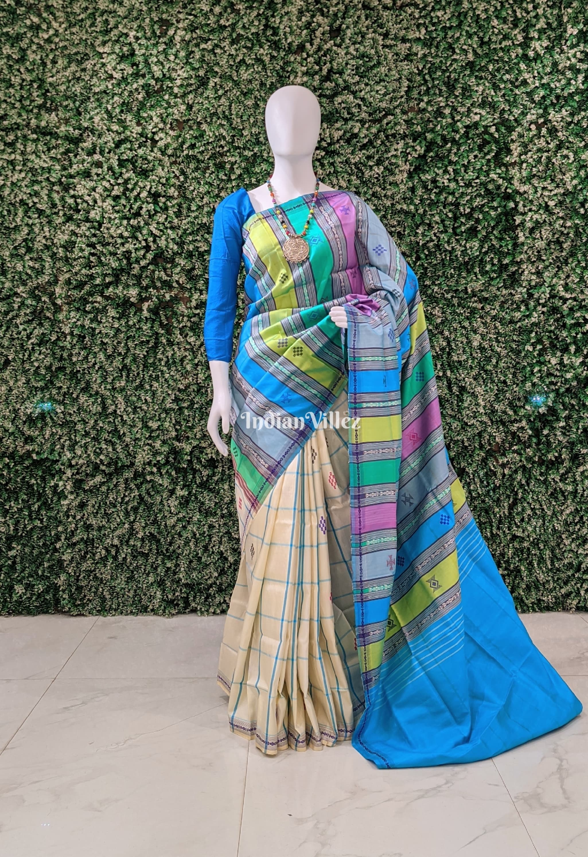 Off-White Odisha Ikat Double Pallu Berhampuri Silk Saree