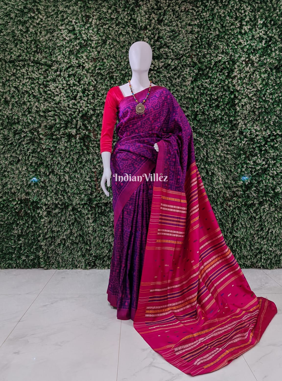 Purple Swastik Flower Contemporary Silk Saree with Double Pallu