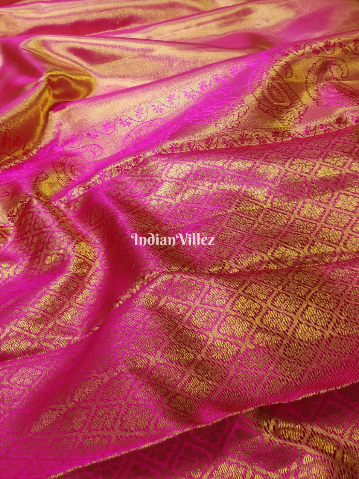 Pink Dual Tone Kanchipuram Tissue Silk Saree