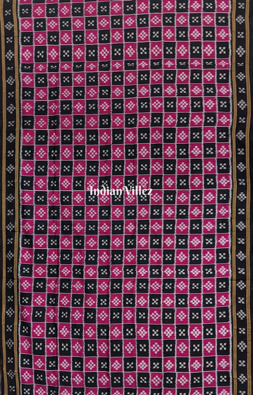 Magenta Body Pasapali Khandua Ikat Silk Saree