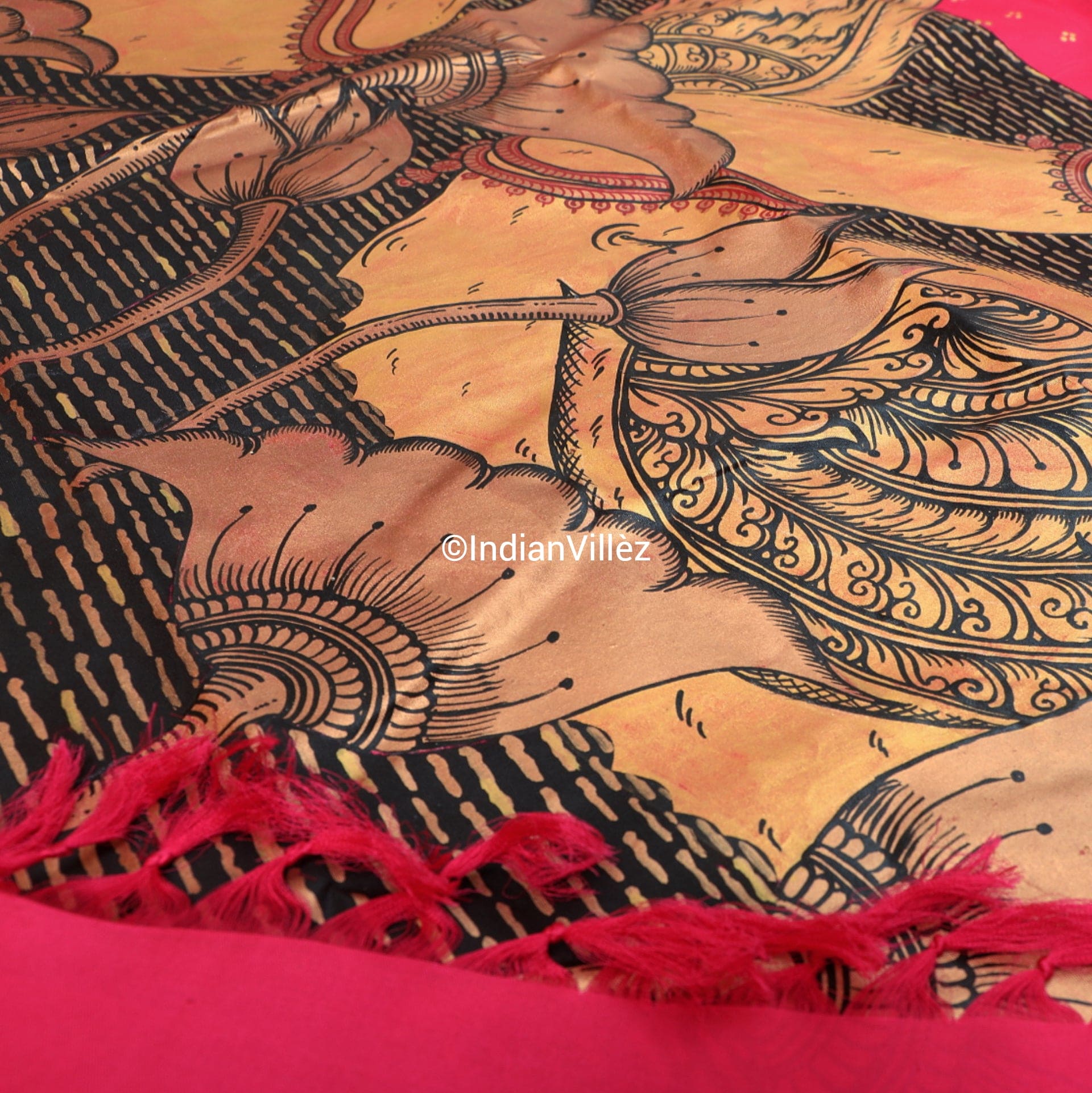 Royal Pink Swan Pattachitra Silk Handloom Saree